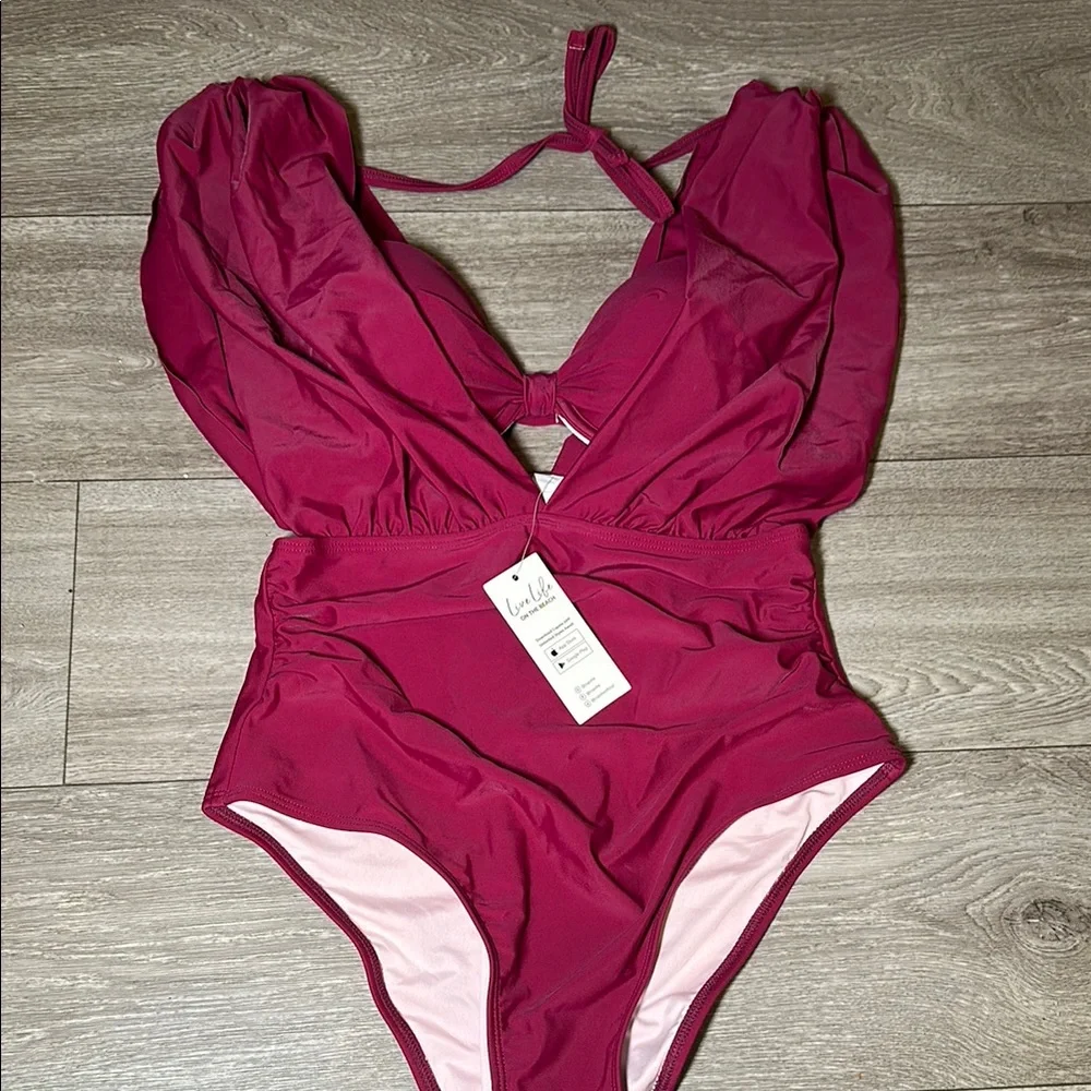 Cupshe Red One Piece Swimsuit with Plunging V-Neck & top that goes underneath. - Picture 6 of 7